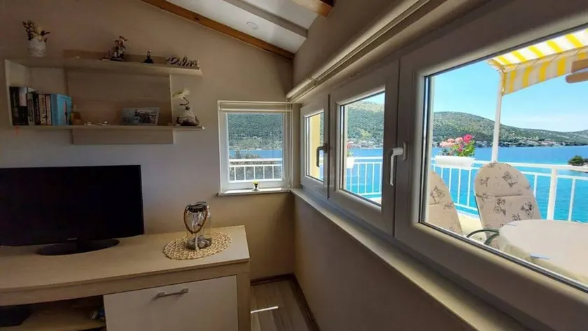 Fully equipped apartment with barbeque & terrace | Sea view - Image 1
