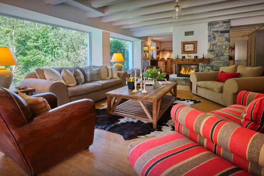 Secluded chalet for 12 with hot tub and sauna - OVO Network - Image 1