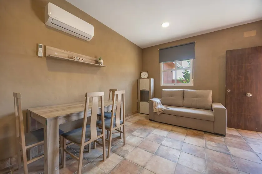 Appartement de vacances avec piscine, jardin et terrasse - Image 1