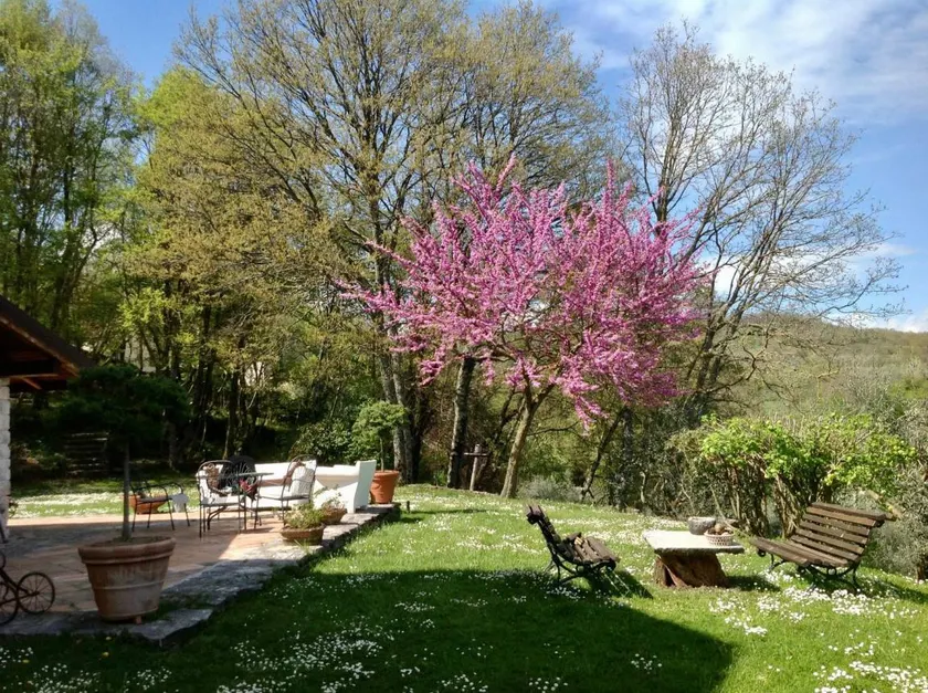 Voll ausgestattetes charmantes Ferienhaus mit Grill, privatem Pool und Garten - Image 1
