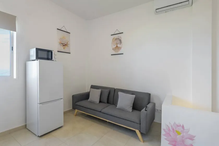 Holiday Home 'Lorennani El Paso' with Sea View, Wi-Fi and Air Conditioning - Image 1