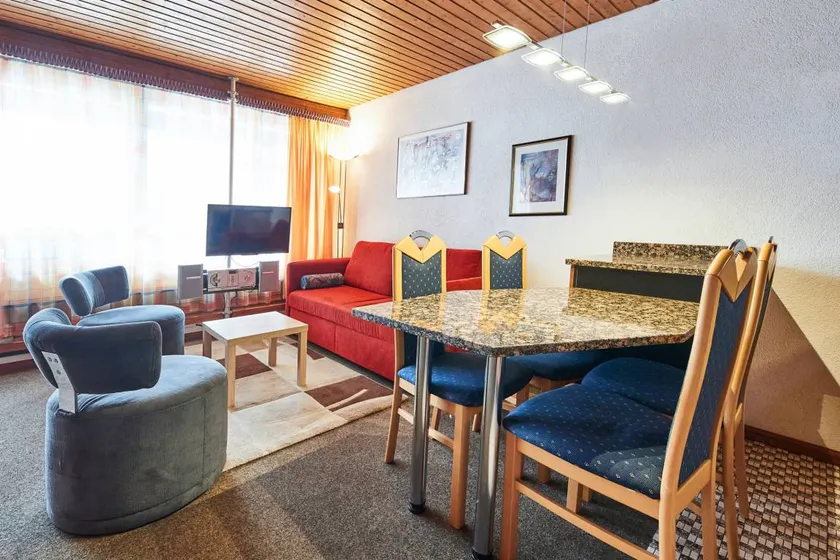 Apartment with sauna & private pool | Mountain view - Image 1