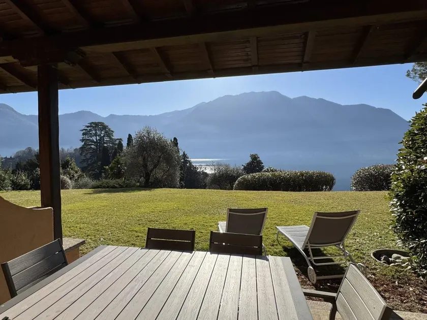 Holiday apartment with garden | Mountain view - Image 1