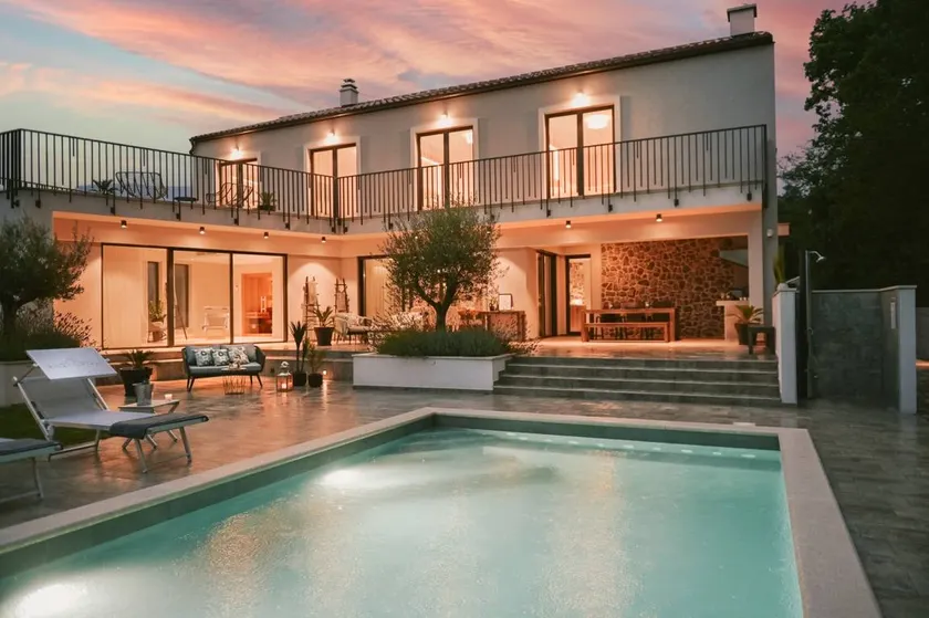 Voll ausgestattete Villa mit privatem Pool, Garten und Sauna - Image 1