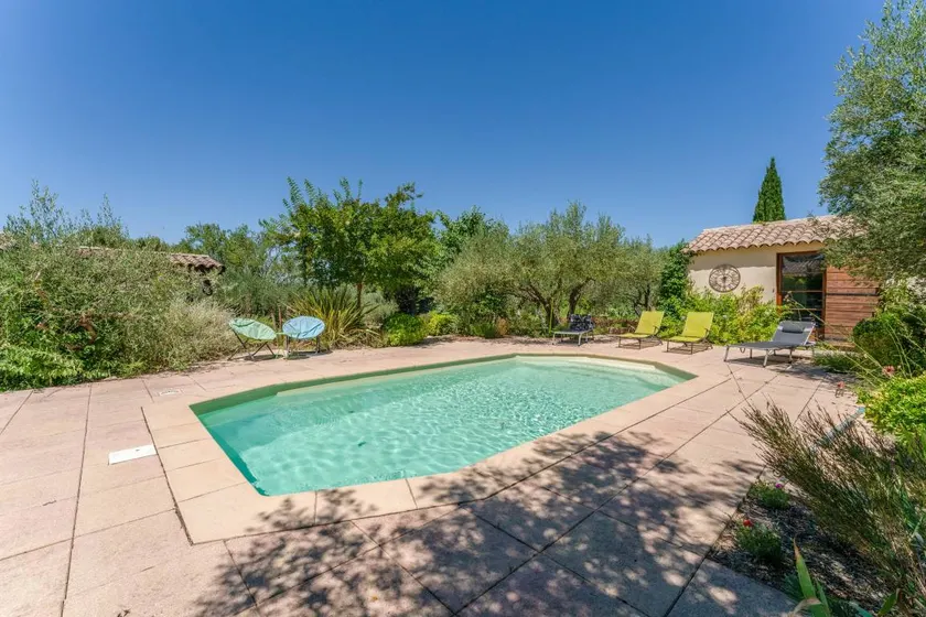 Cottage with garden, BBQ & pool | Garden view - Image 1