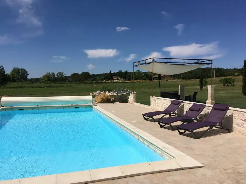 Family-oriented nice cottage with pool, BBQ & terrace | Garden view - Image 1