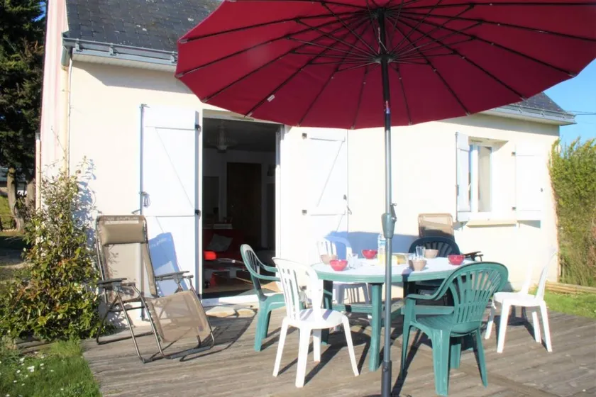 Children-friendly house with garden, BBQ & terrace | Garden view | Pets allowed - Image 1