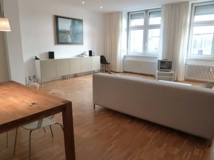 Holiday apartment with garden - Image 1