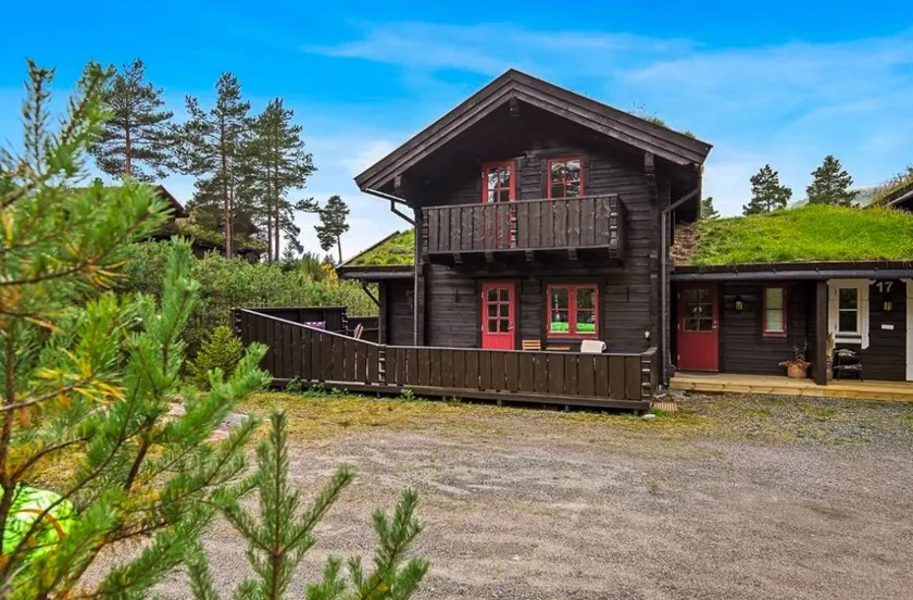 House with garden, barbeque & terrace - Image 1