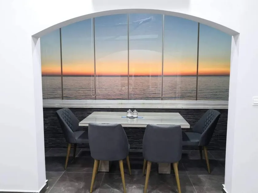 Holiday apartment | Beach view - Image 1