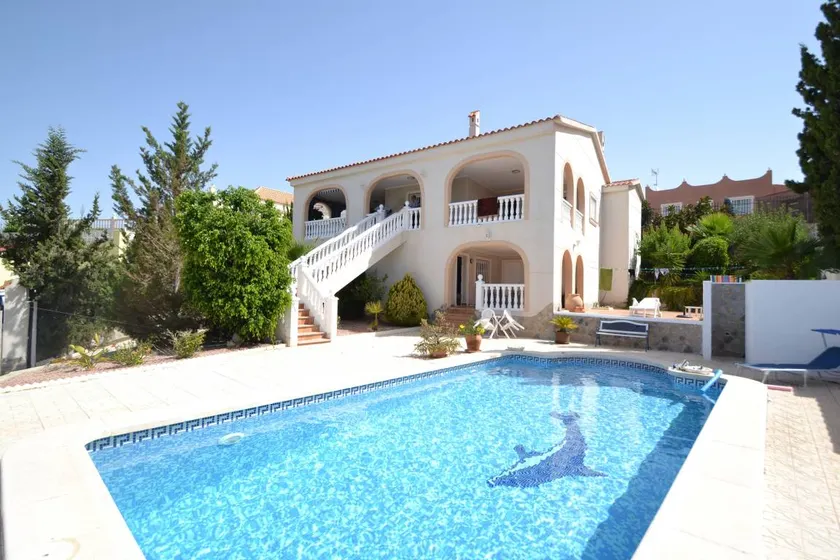 Villa „Casa Papa“ mit privatem Pool, Terrasse und WLAN - Image 1