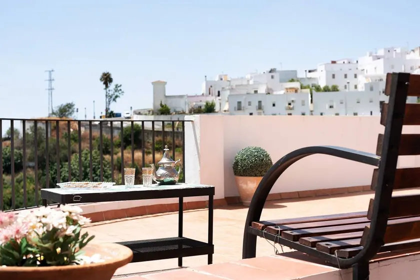 Agréable maison entièrement équipée avec internet haut débit et terrasse | Vue montagne - Image 1