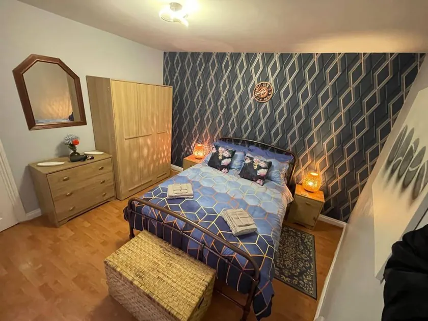 Family-friendly wonderful house with garden - Image 1