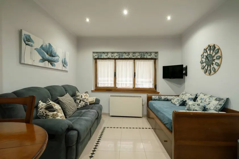 Fully equipped beautiful holiday apartment - Image 1