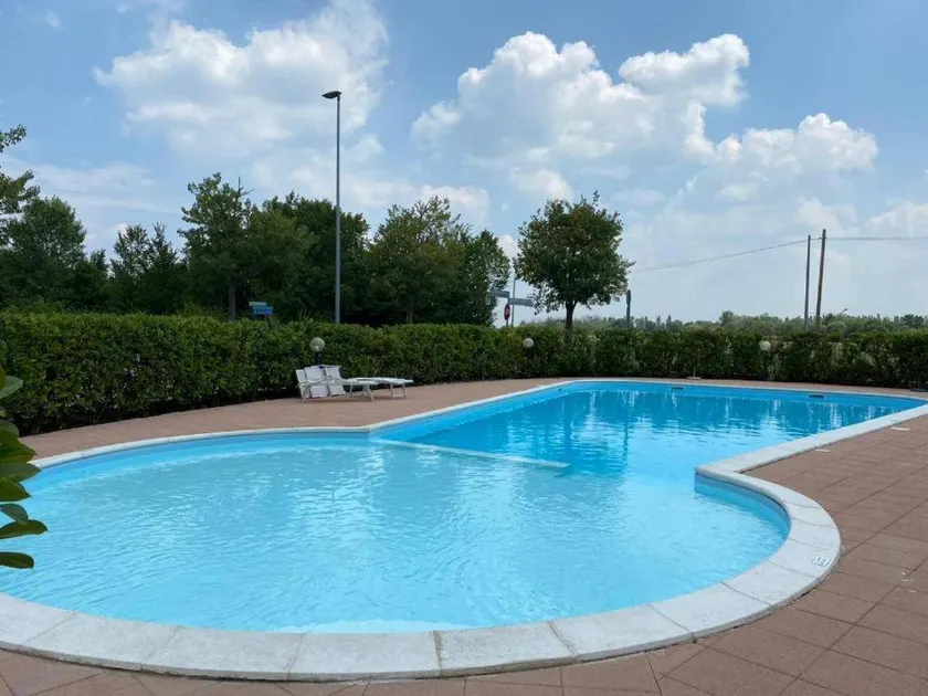 Holiday apartment with garden & pool | Garden view - Image 1