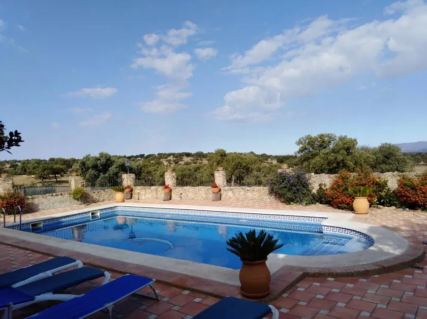 Familienfreundliches gemütliches Ferienhaus mit privatem Pool, Garten und Terrasse | Bergblick | Haustiere erlaubt - Image 1