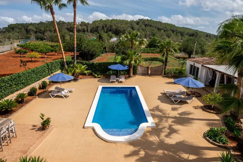 Finca avec piscine privée, terrasse et jardin | Vue jardin - Image 1