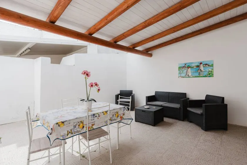 Merveilleux appartement avec barbecue, internet haut débit et jardin - Image 1