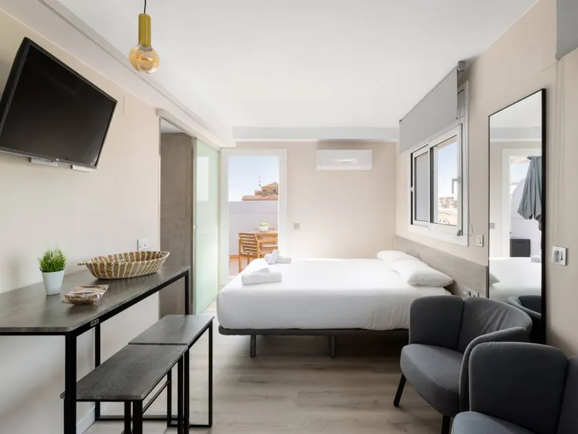 Appartement avec piscine - Image 1