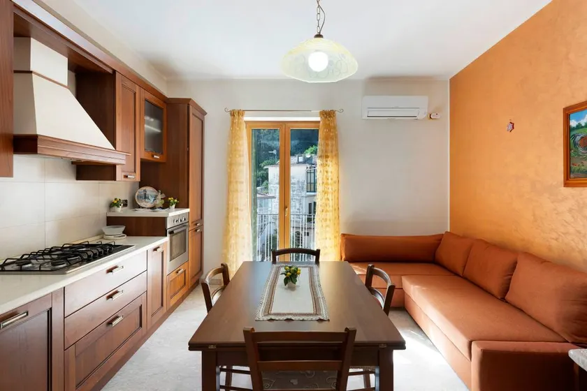 Fully equipped holiday apartment | Mountain view - Image 1