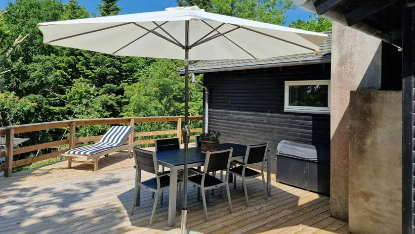 Voll ausgestattetes Ferienhaus mit Garten, Terrasse und Grill | Ideal für Homeoffice | Hunde erlaubt - Image 1