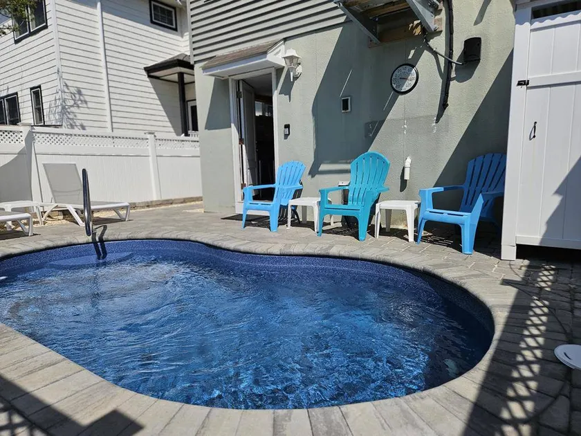Appartement en copropriété avec barbecue et piscine privée - Image 1