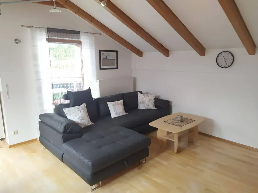 Holiday apartment with terrace & pool | Mountain view - Image 1