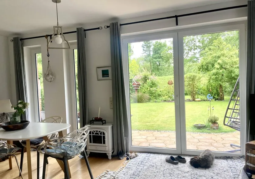 Holiday home with garden, terrace & sauna - Image 1