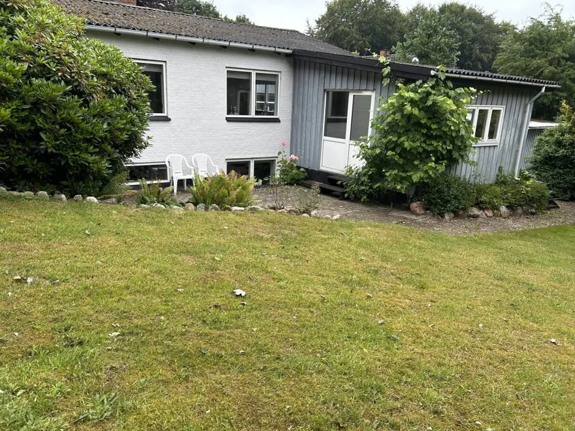 Holiday Home In Peaceful Natural Surroundings - Image 1