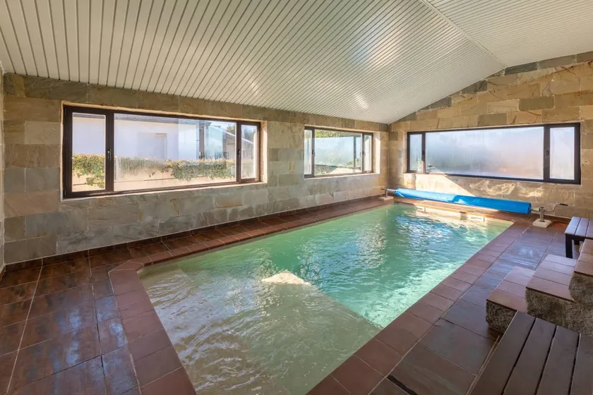 Family-friendly holiday home with garden, private pool & terrace | Garden view | Pets are welcome - Image 1