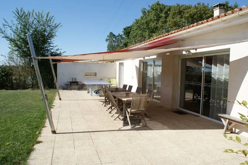 Family-friendly ample gite with BBQ, terrace & garden | Garden view - Image 1
