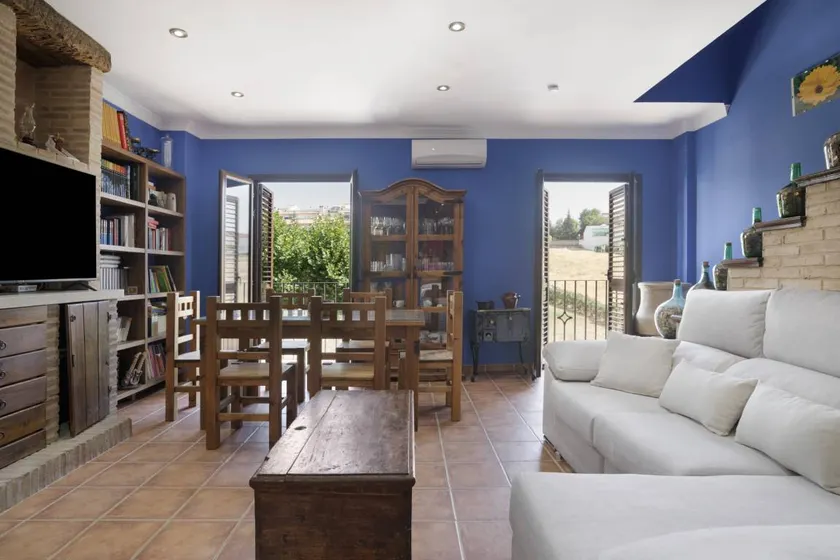 Fully equipped big holiday apartment with terrace | City view | Perfect for remote work | Dogs allowed - Image 1