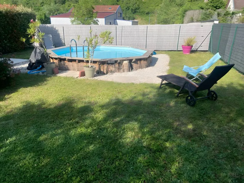 Holiday Home 'De Violette' with Mountain View, Private Pool and Wi-Fi - Image 1
