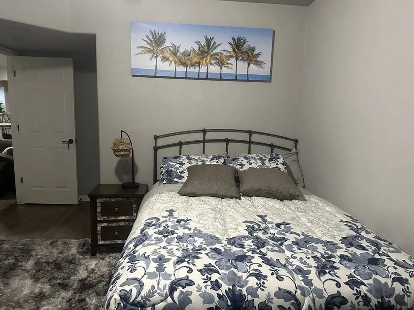 Newly executive basement apartment (Bedroom1) - Image 1
