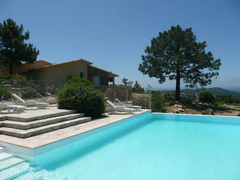 Fully equipped charming gite with pool, BBQ & garden | Sea view | Pet-friendly - Image 1