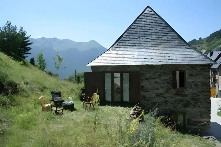 Chalet 'Cabaña Vento Norte' with Mountain View and Private Garden - Image 1