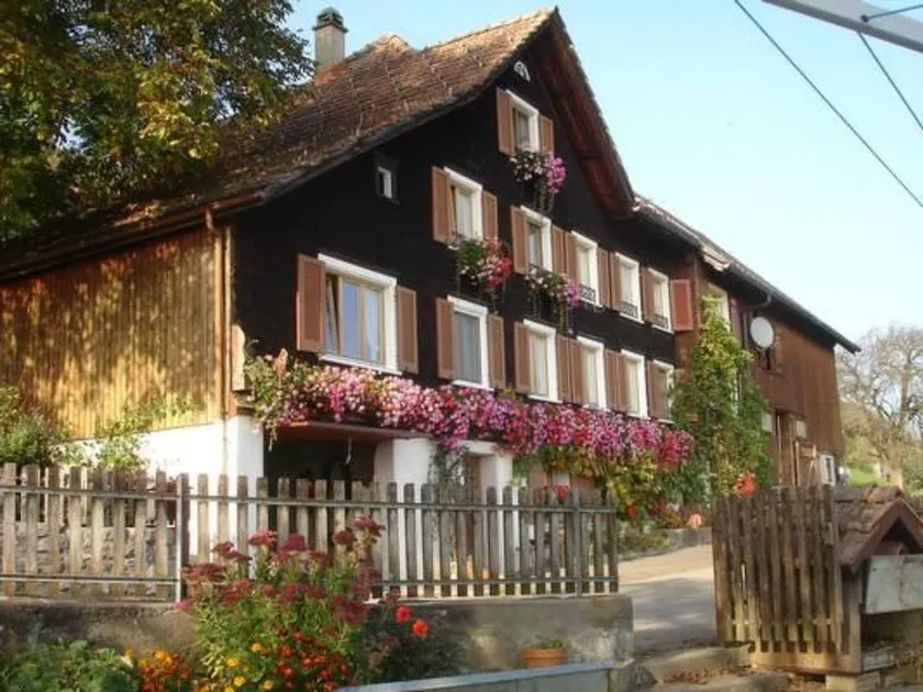 Lohli Hof - Image 1
