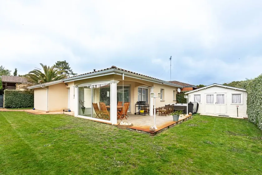 Villa Melchivany – Nature & Ocean, Terrace, Garden, Spa for 6 People in Messanges - Image 1