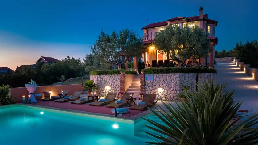 Villa mit privatem Pool, Grill und Garten | Poolblick - Image 1