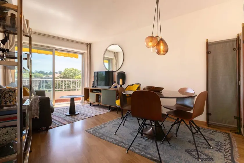 Cosy apartment with Balcony near the Beach - Image 1