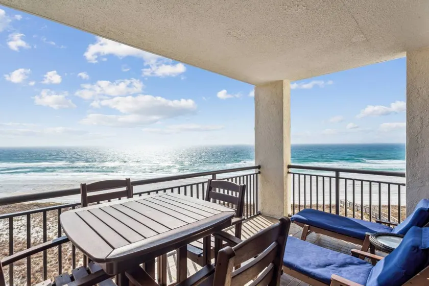 Merveilleux appartement en copropriété convivial et familial avec piscine | Vue plage | Plage à proximité - Image 1