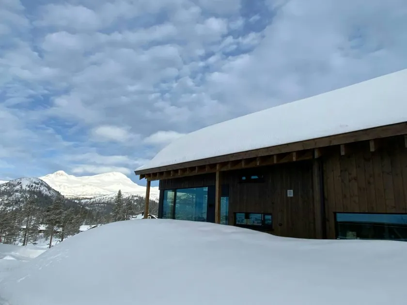 Holiday home with terrace & garden - Image 1