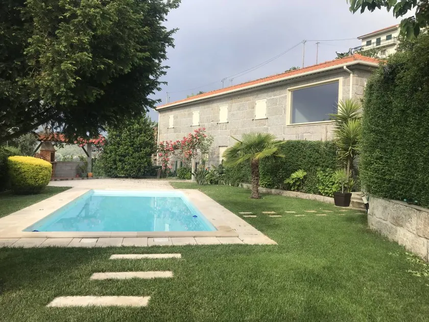 Fully equipped villa with private pool, garden & barbecue | Mountain view - Image 1