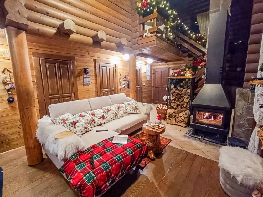 Child-friendly holiday home with hot tub, private pool & barbeque | Pool view - Image 1