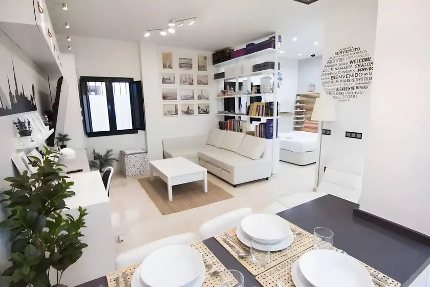 Designer Loft at Seville's Alameda — Smart Tech & Wellness Oasis - Image 1