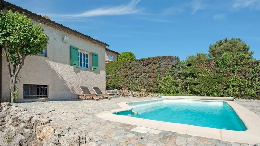 Holiday home in La Roquette sur Siane with furnished garden - Image 1