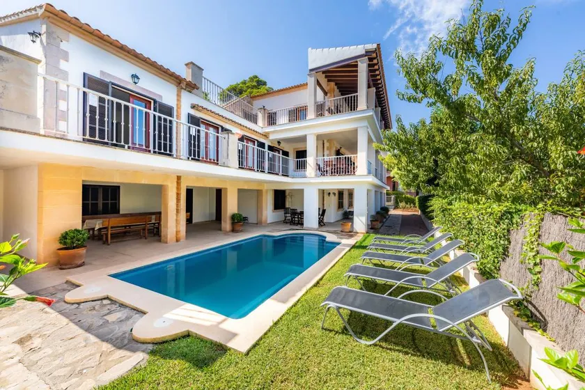 Casa con terrazza, barbecue e giardino - Image 1