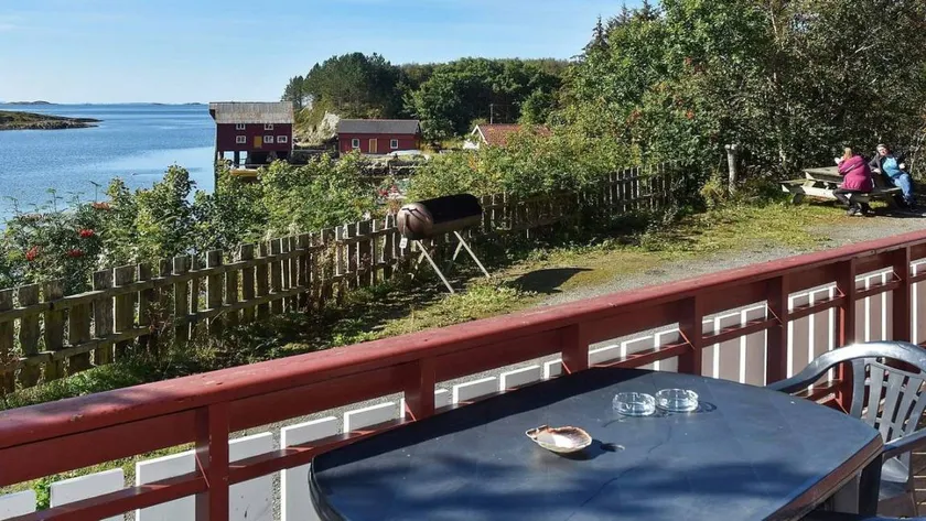 House with terrace, sauna & garden | Dogs allowed - Image 1
