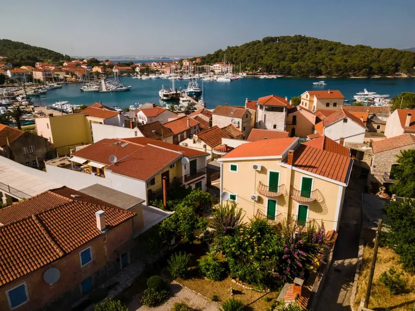 Charming 1-bedroom Apartment Sonia, Sleeps 4 - Image 1