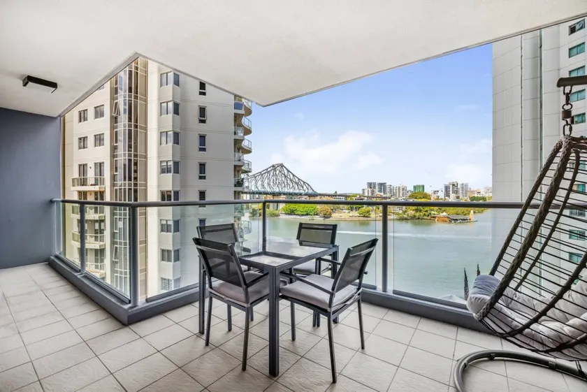 Appartement de vacances avec barbecue, jacuzzi et piscine | Proche St John's Cathedral - Image 1